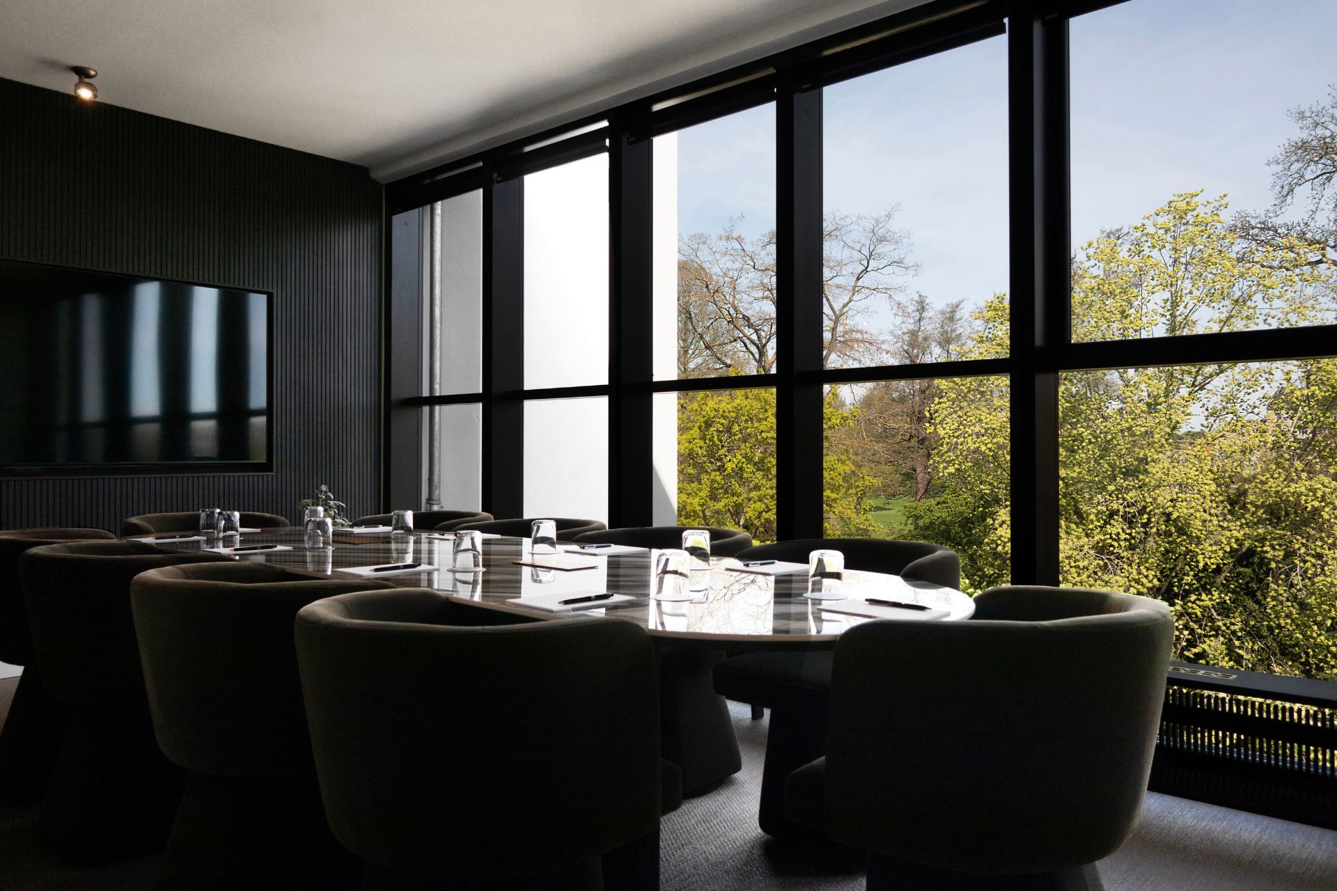 Flotte mødelokalefaciliteter med grøn udsigt. Foto: Marianne Chloe